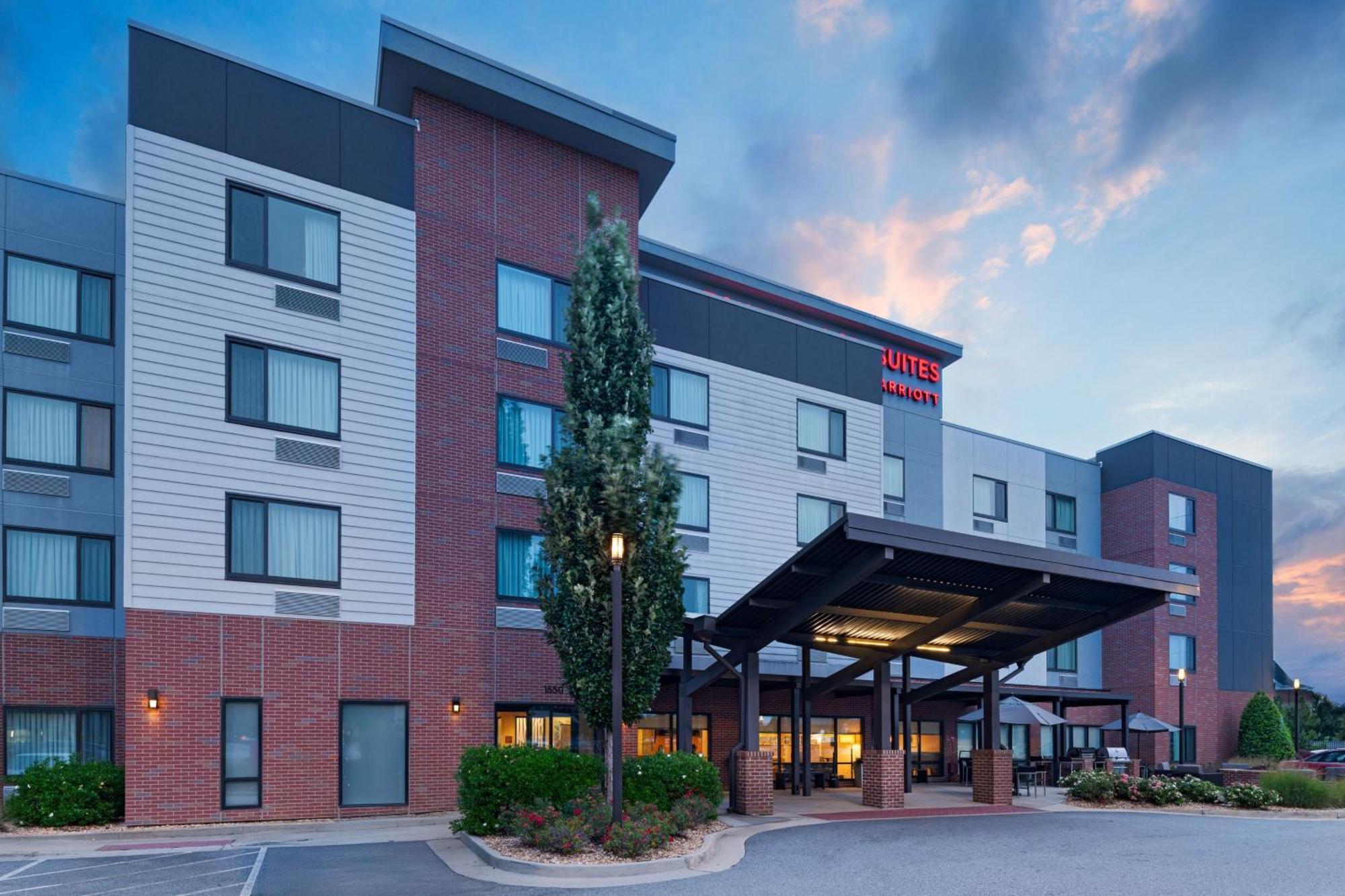 Towneplace Suites By Marriott Macon Mercer University Exterior photo