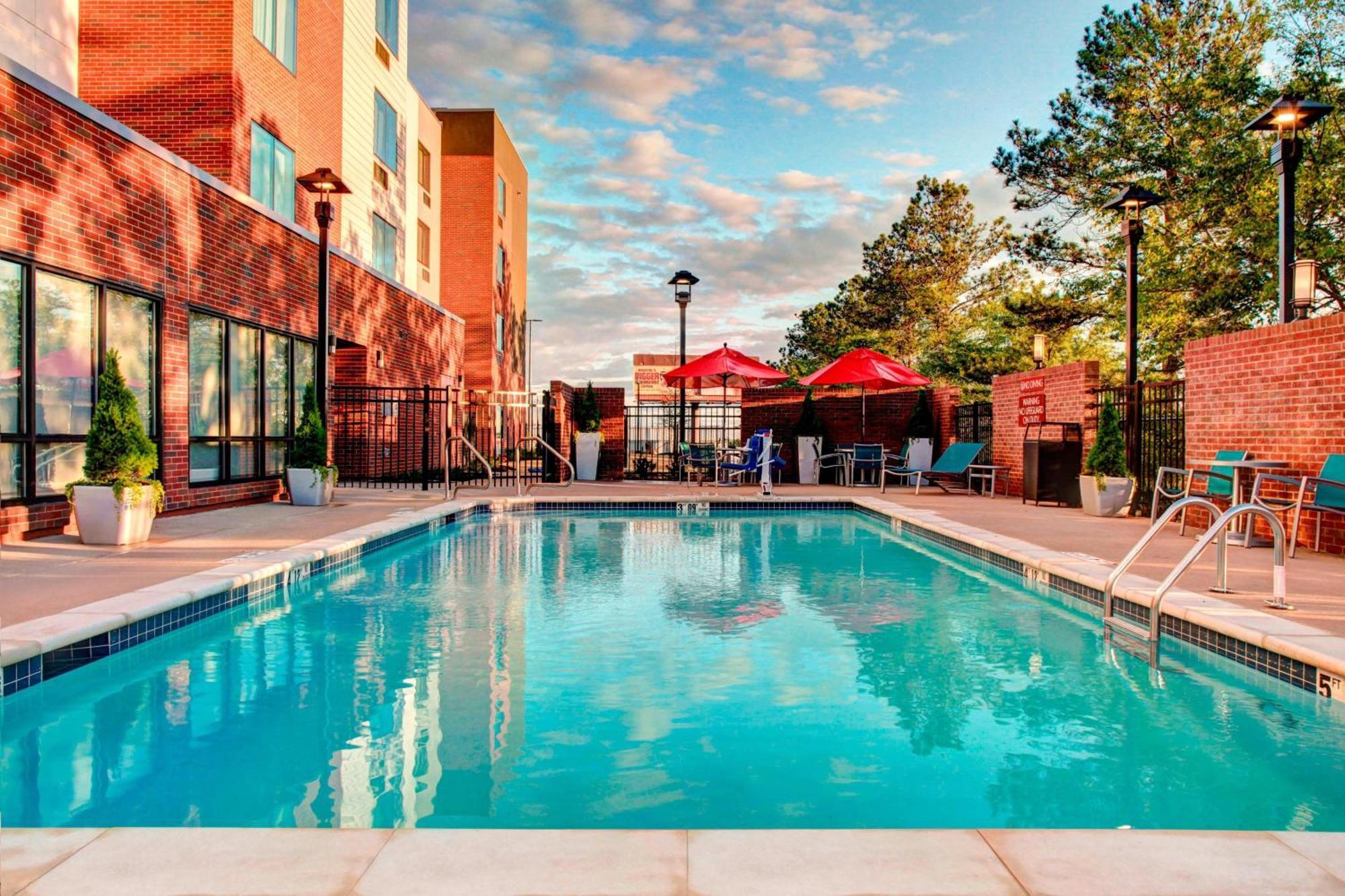 Towneplace Suites By Marriott Macon Mercer University Exterior photo